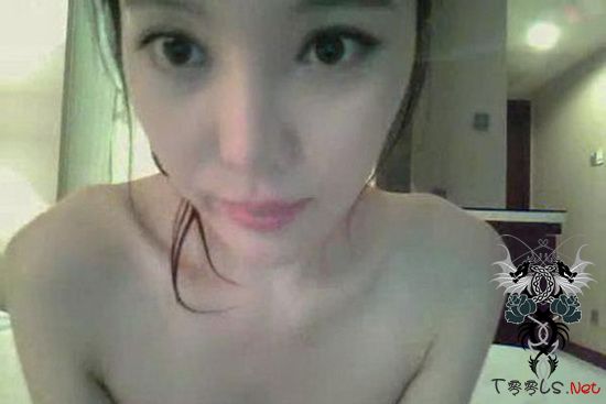 黑市交易 – 女性肉鸡价格比男性贵100倍