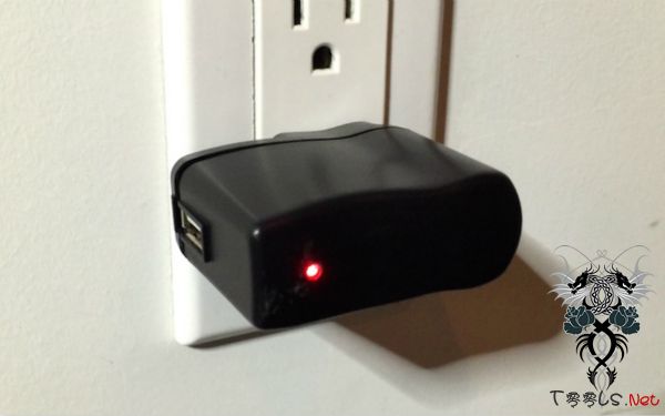 披着羊皮的狼！USB 充电器可能是黑客的眼睛