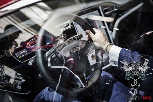 特斯拉自动驾驶可被“黑客”控制