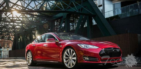 特斯拉车主不升级系统 导致黑客可利用漏洞偷车