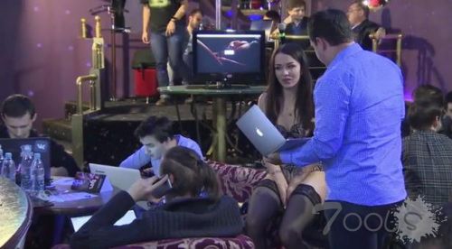 难过美人关？俄选拔黑客别树一格 看能否经受诱惑