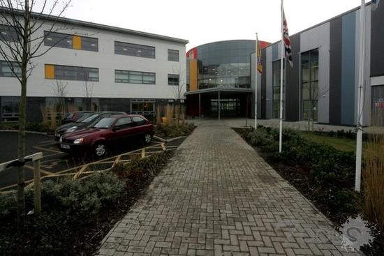 英国学生化身黑客窃取考试答案 分数太高被发现