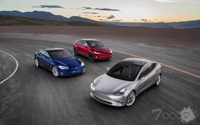 特斯拉再次被黑客黑掉,智能汽车真的够安全吗?