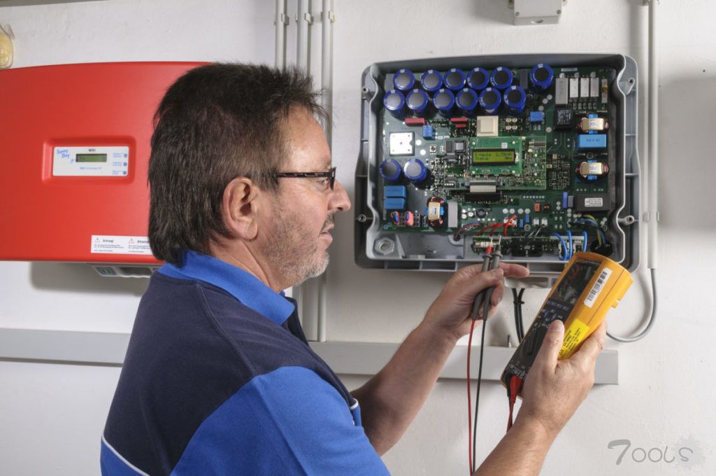 TÜV莱茵实验室揭示逆变器和电池的黑客攻击漏洞