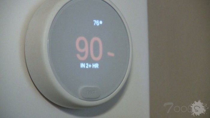 黑客入侵了一对夫妇的Nest设备 将温度调至90华氏度并播放低俗音乐