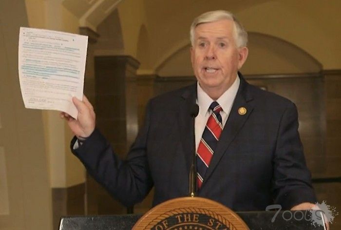 美国密苏里州州长重申将起诉查看教育部门网站源代码的记者