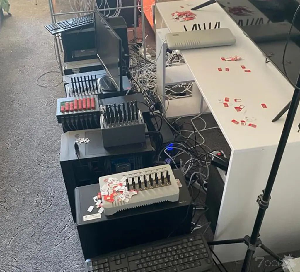 乌克兰警方捣毁一处用于传播假新闻的机器农场