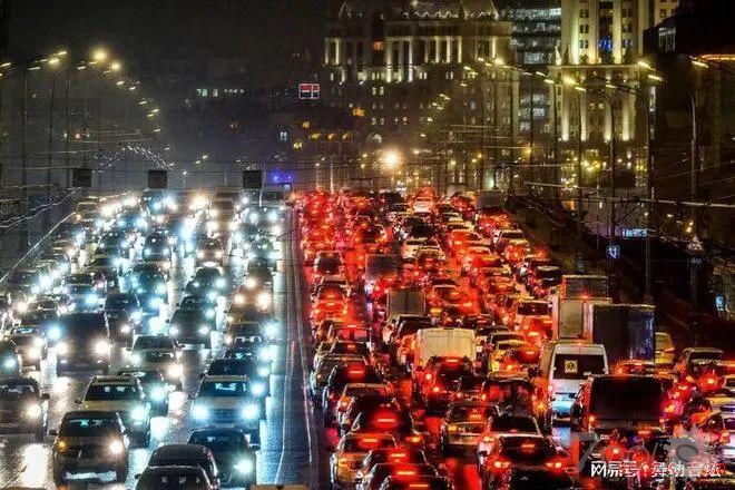 匿名黑客控制了俄罗斯最大的出租车公司，造成了大规模的交通堵塞